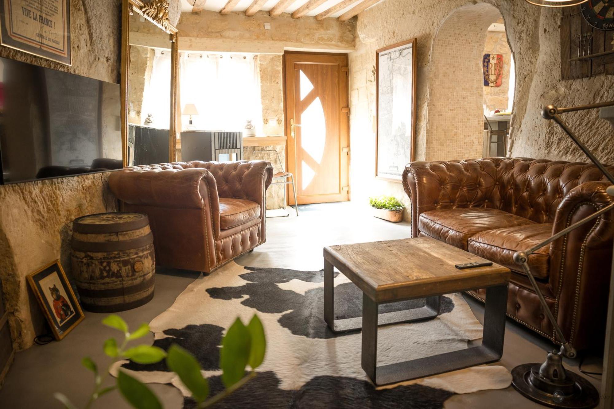 Chez Millouz - Triplex Semi-Troglodyte Apartment ปองตัวส์ ภายนอก รูปภาพ